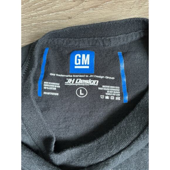 GM Camaro Flag T Shirt Black Red Blue Men's L Sportscar Chevy GM - Picture 5 of 6